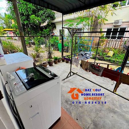קואלה טרנגאנו Ibai Golf Home Resort Homestay מראה חיצוני תמונה
